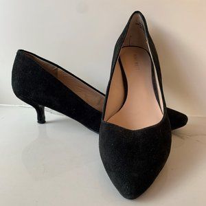 Nine West black suede kitten heels